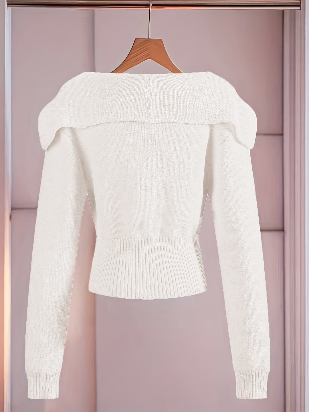 Leona | Slim Fit V-Neck Cardigan