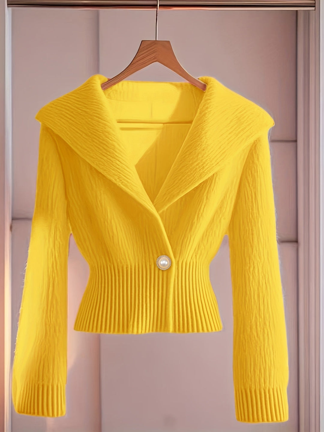 Leona | Slim Fit V-Neck Cardigan