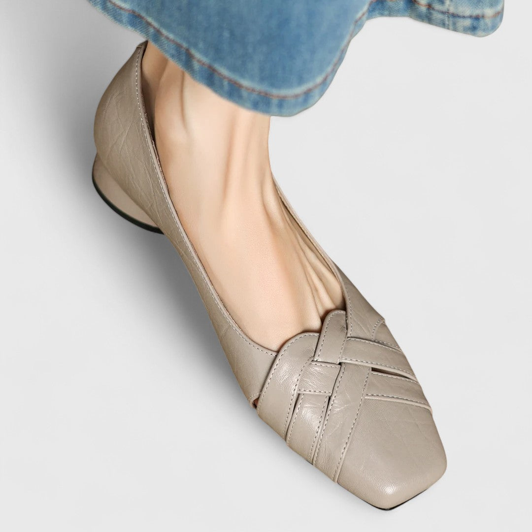 Linda – Elegant Braided Low Heel Pumps