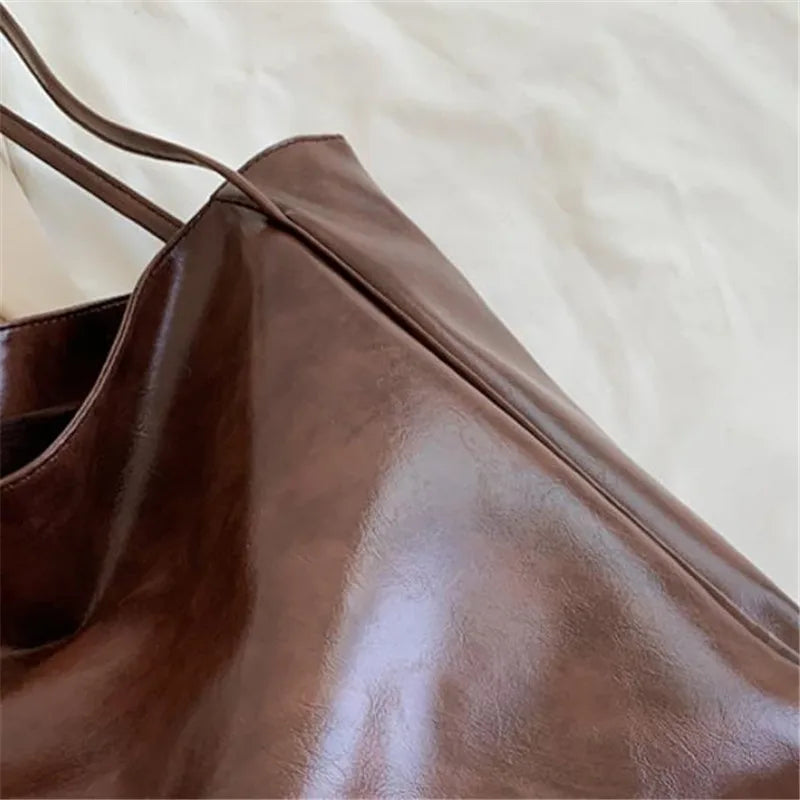 Elegant brown leather-look tote bag