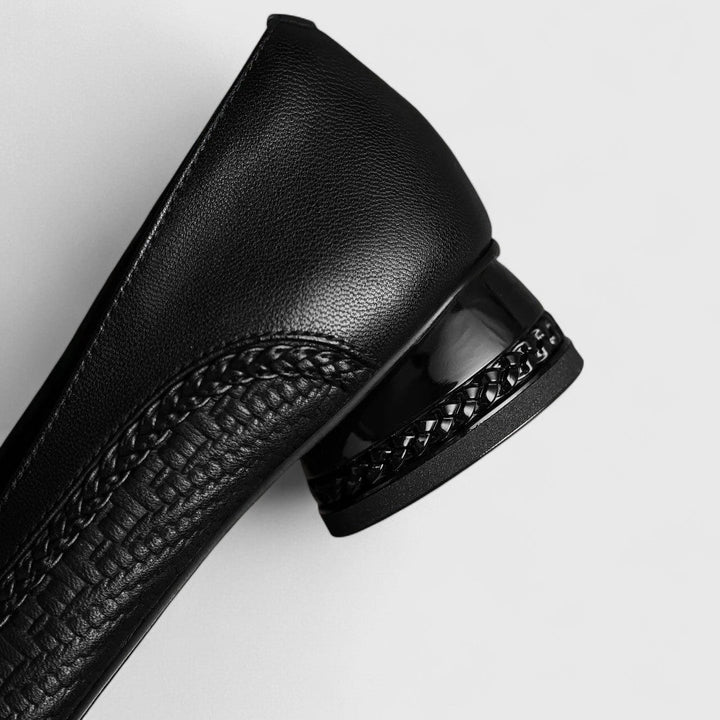 Mia – Elegant Low Heels