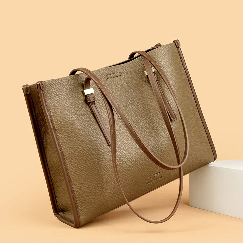 Elegant everyday bag with a leather look