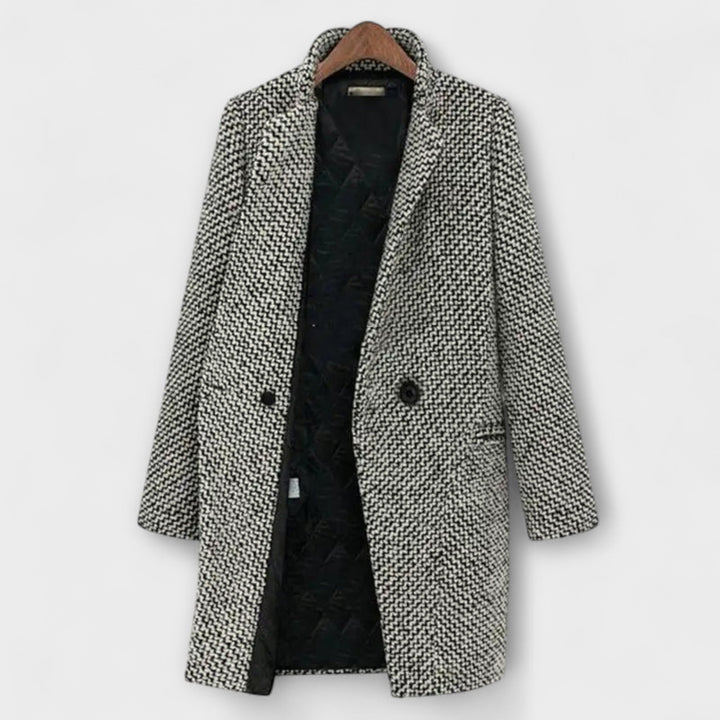 Annette – Timeless Heritage Houndstooth Coat
