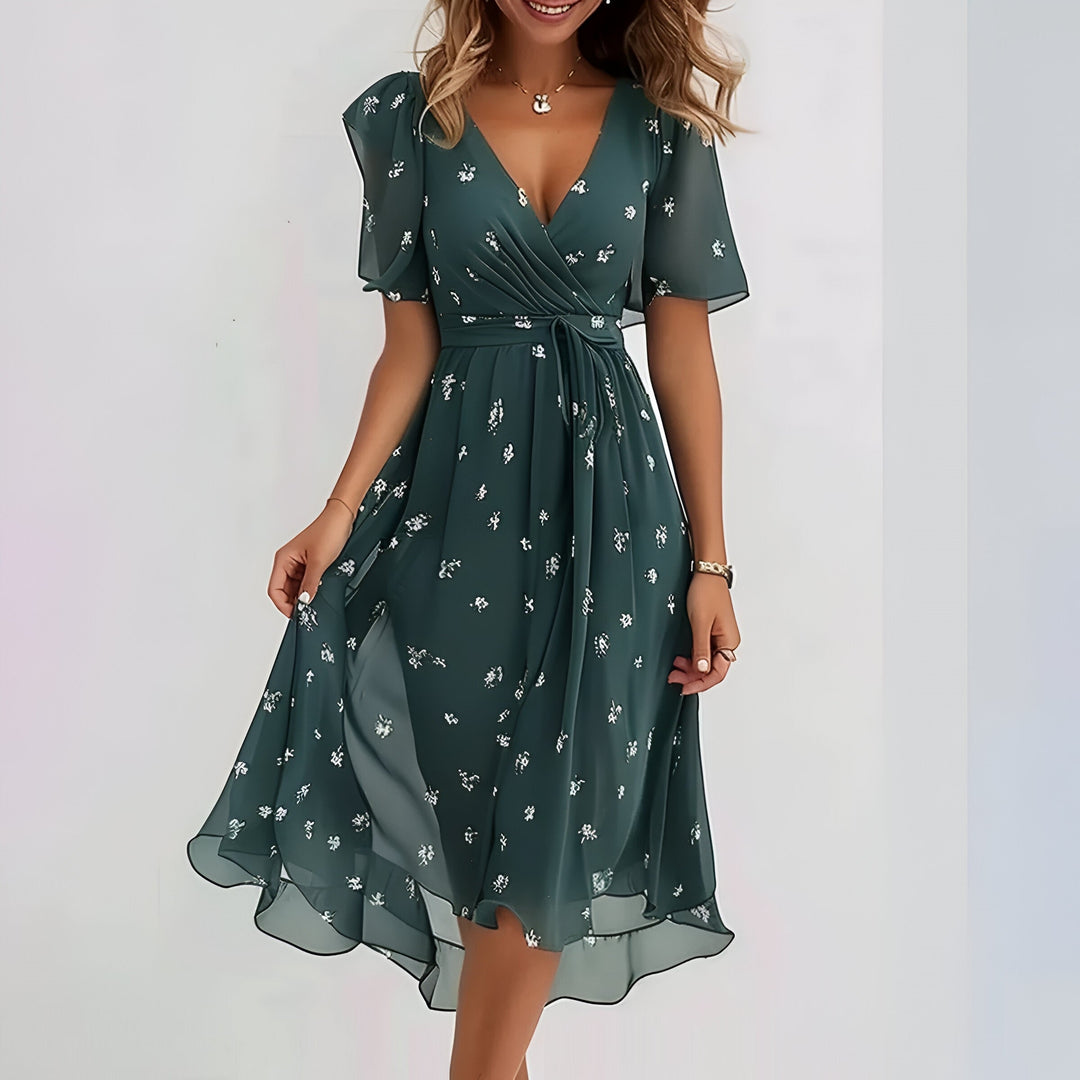 EVA™ Short Sleeve Dress – Flattering Comfort Meets Casual Elegance